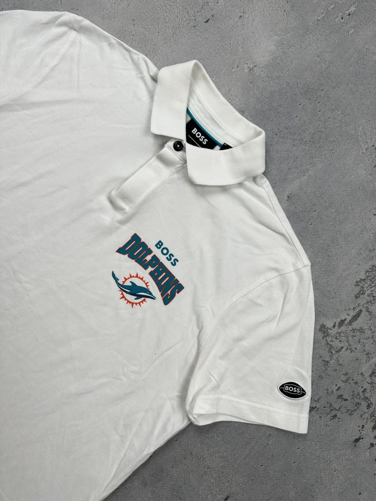 Hugo Boss Vintage Hugo Boss x NFL Miami Dolphins Polo Shirt White L Size US L / EU 52-54 / 3 - 15 Thumbnail