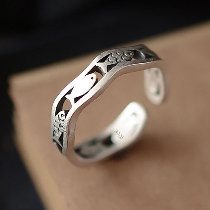 Vintage Resizable 925 Sterling Silver Minimalist Simple Fish Ring Size ONE SIZE - 1 Thumbnail