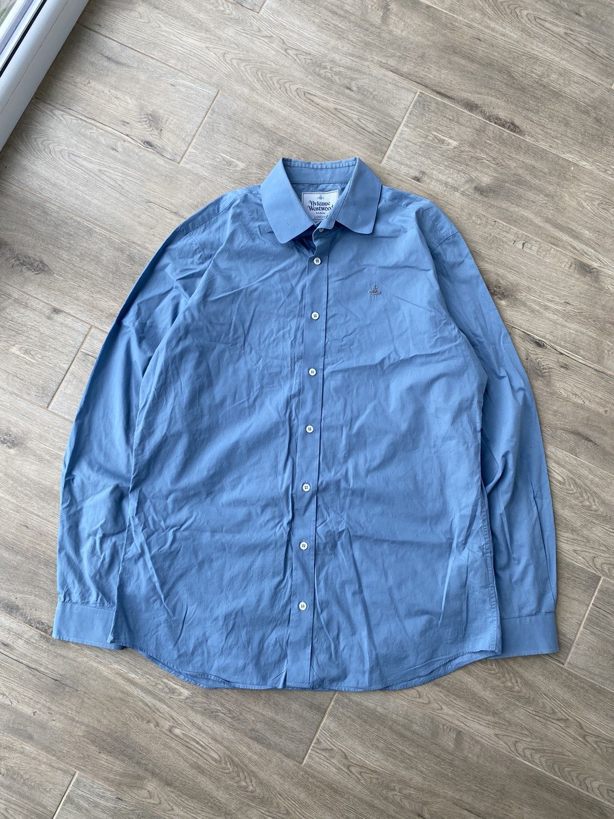 Vivienne Westwood Vivienne Westwood Metal Logo Shirt Size US L / EU 52-54 / 3 - 1 Thumbnail