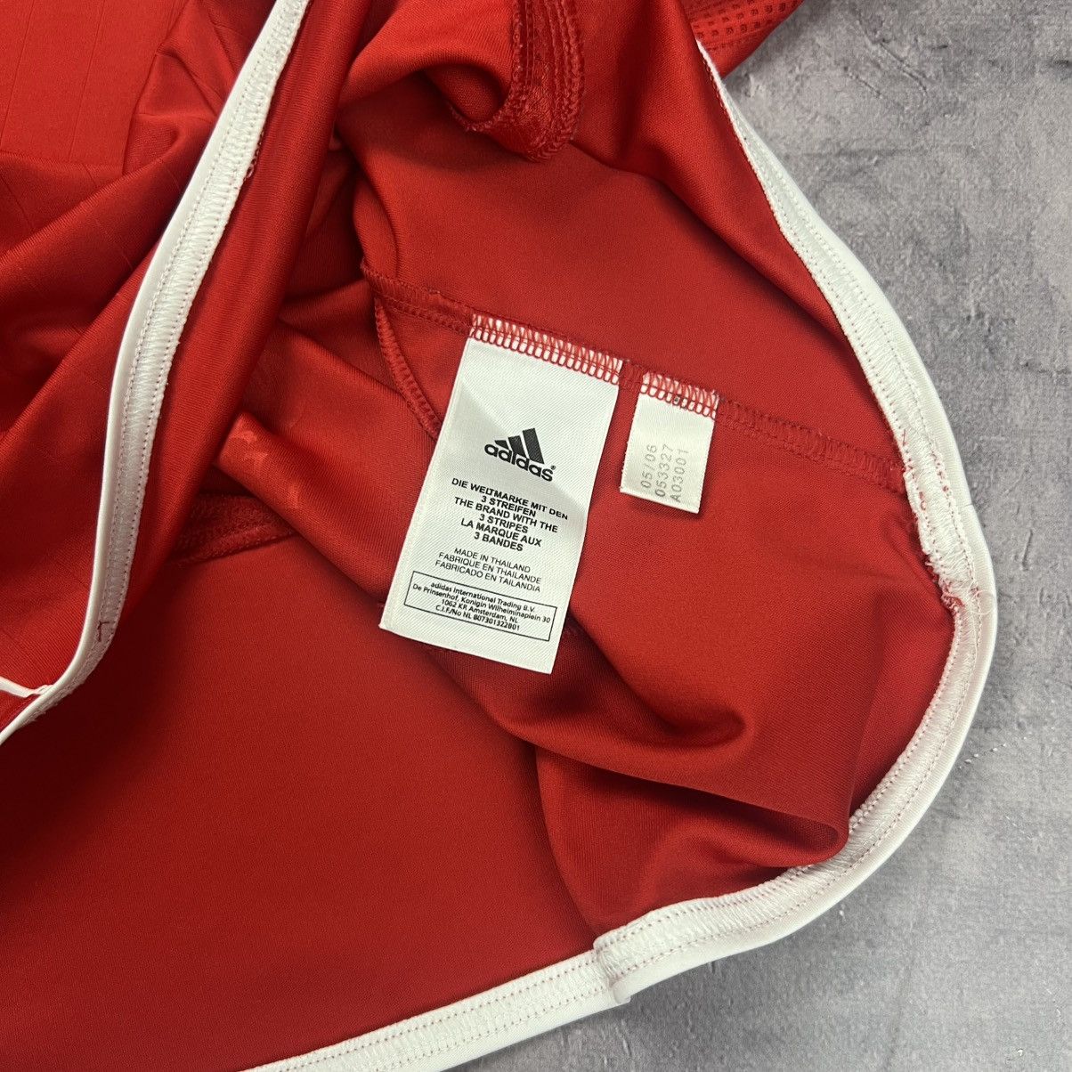 Adidas Rare! Sissoko 22 Liverpool Adidas Soccer Jersey Shirt 00s Size US S / EU 44-46 / 1 - 24 Thumbnail
