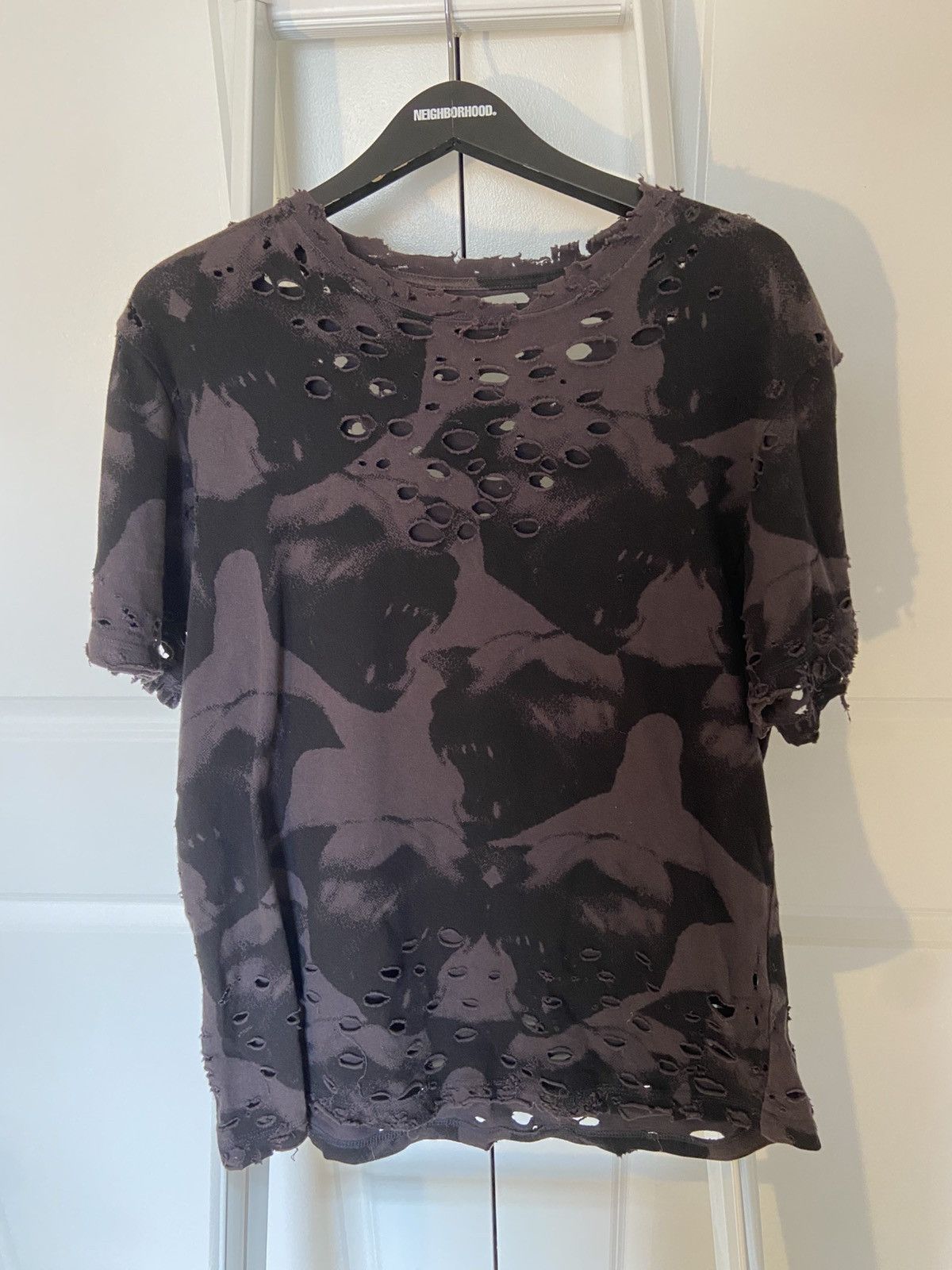 AW03 Paper Doll Distressed Rottweiler Print Tee