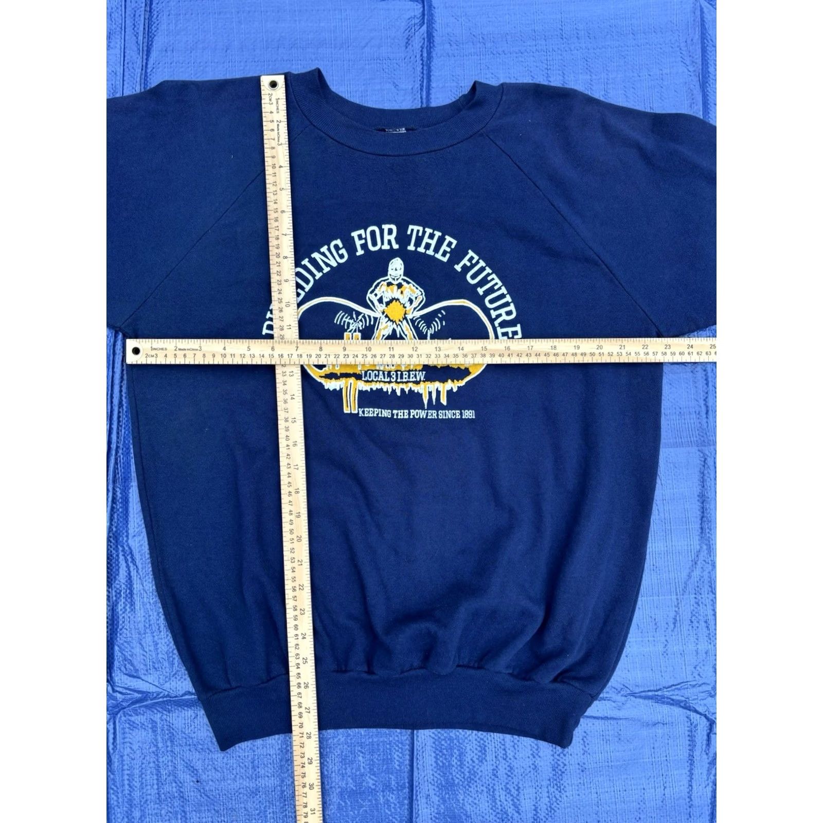 Vintage VINTAGE Normandy Navy Blue Sweatshirt XL Men 80s 90s IBEW USA Union Graphic Print Pullover Crew Neck Sweatshirt Size US XL / EU 56 / 4 - 2 Thumbnail