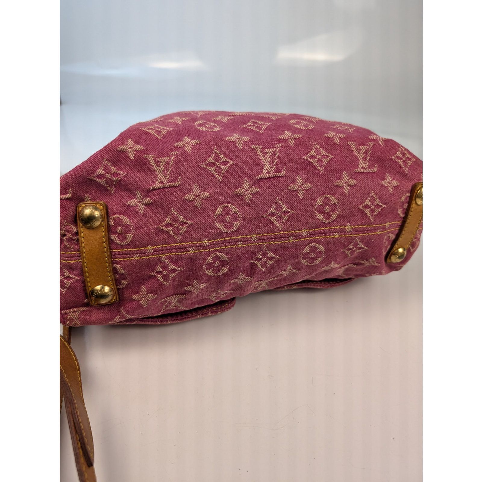 Louis Vuitton Louis Vuitton Fuchsia Denim Monogram Denim Baggy PM Size ONE SIZE - 5 Thumbnail