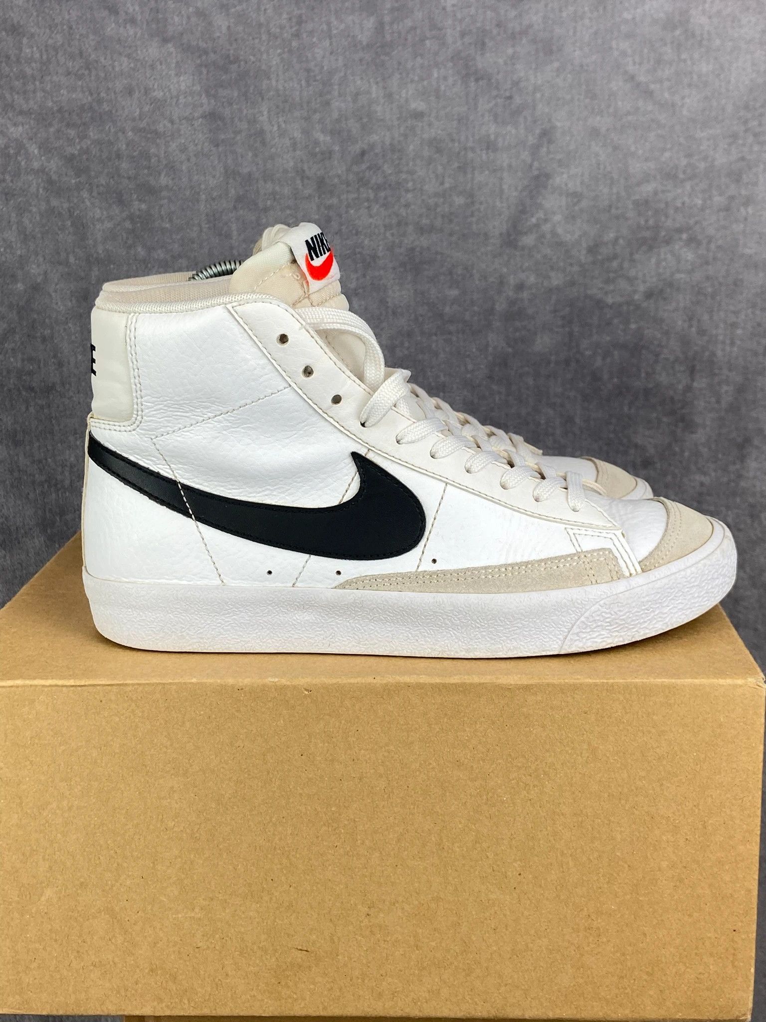 Nike Nike Blazer Mid ‘77 Vintage sneakers Size US 5.5 / EU 38 - 4 Thumbnail