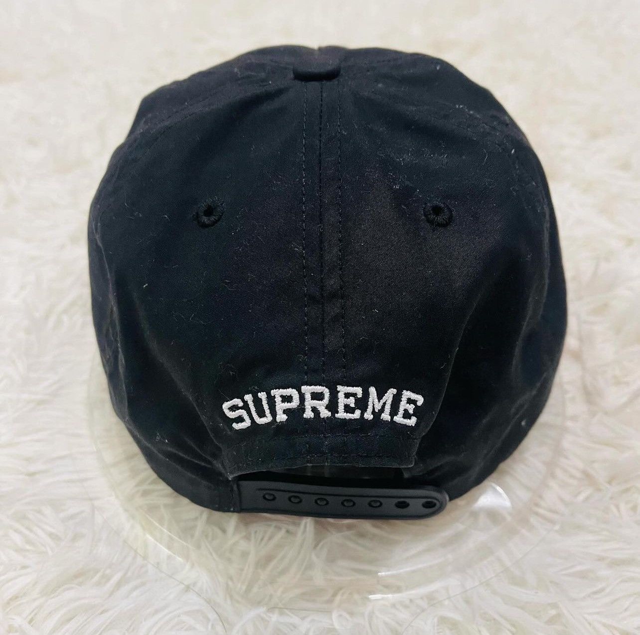 Supreme SUPREME x KAWS Size ONE SIZE - 3 Thumbnail