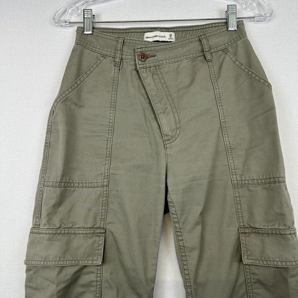 Abercrombie & Fitch Abercrombie & Fitch Cargo Utility Pants Olive Green Women's Size 25" / US 0 / IT 36 - 3 Thumbnail