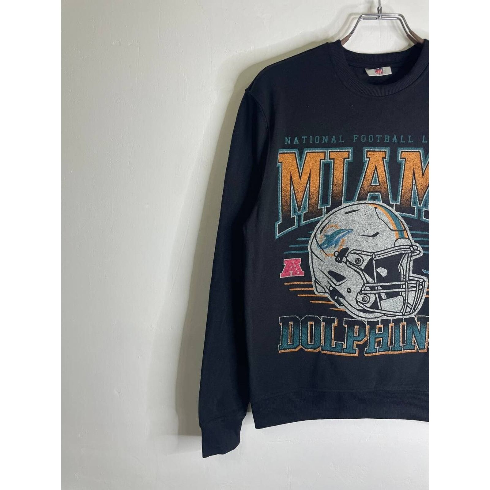NFL Vintage NFL Miami Dolphins Sweatshirt Black Crewneck S USA Size US S / EU 44-46 / 1 - 4 Thumbnail