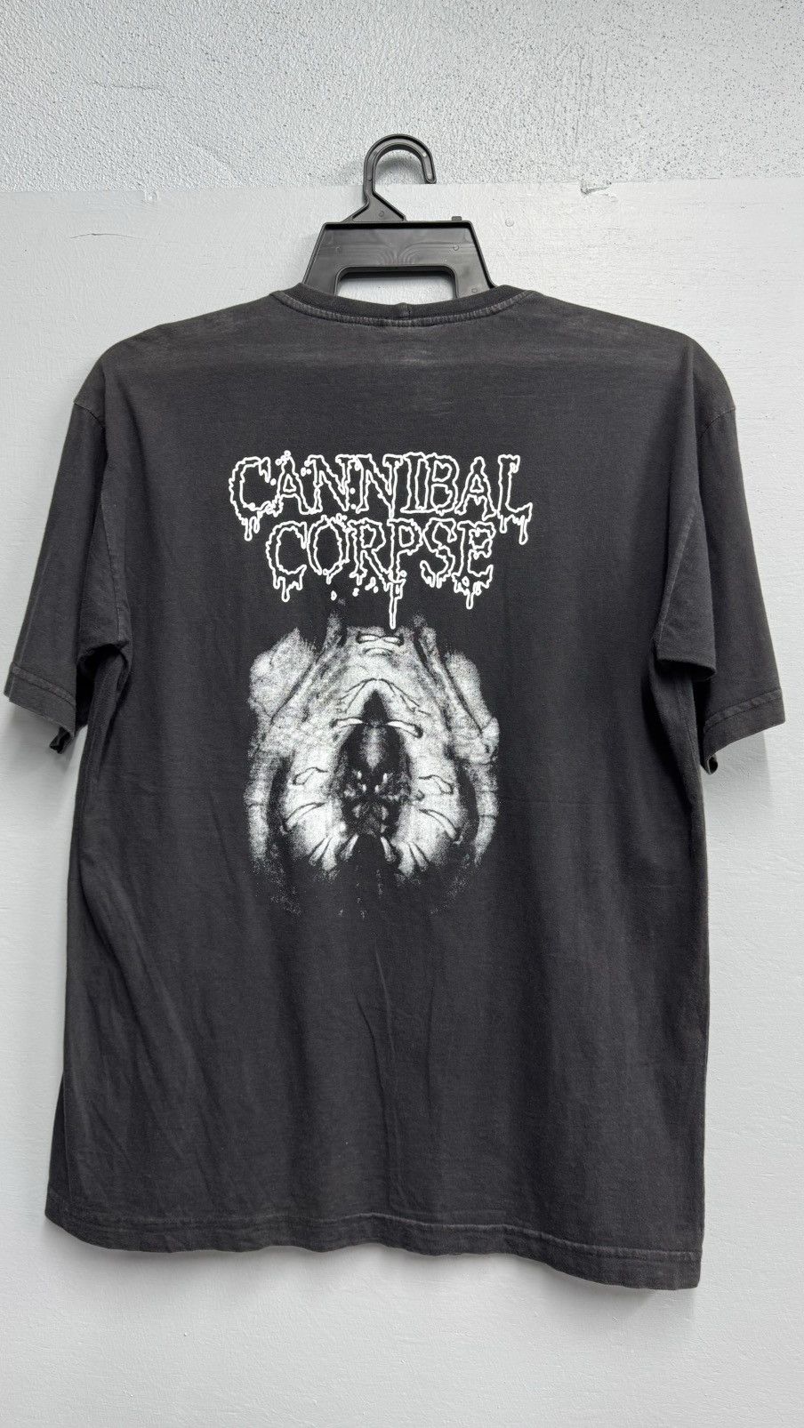 Vintage Cannibal Corpse t shirt Size US L / EU 52-54 / 3 - 2 Thumbnail
