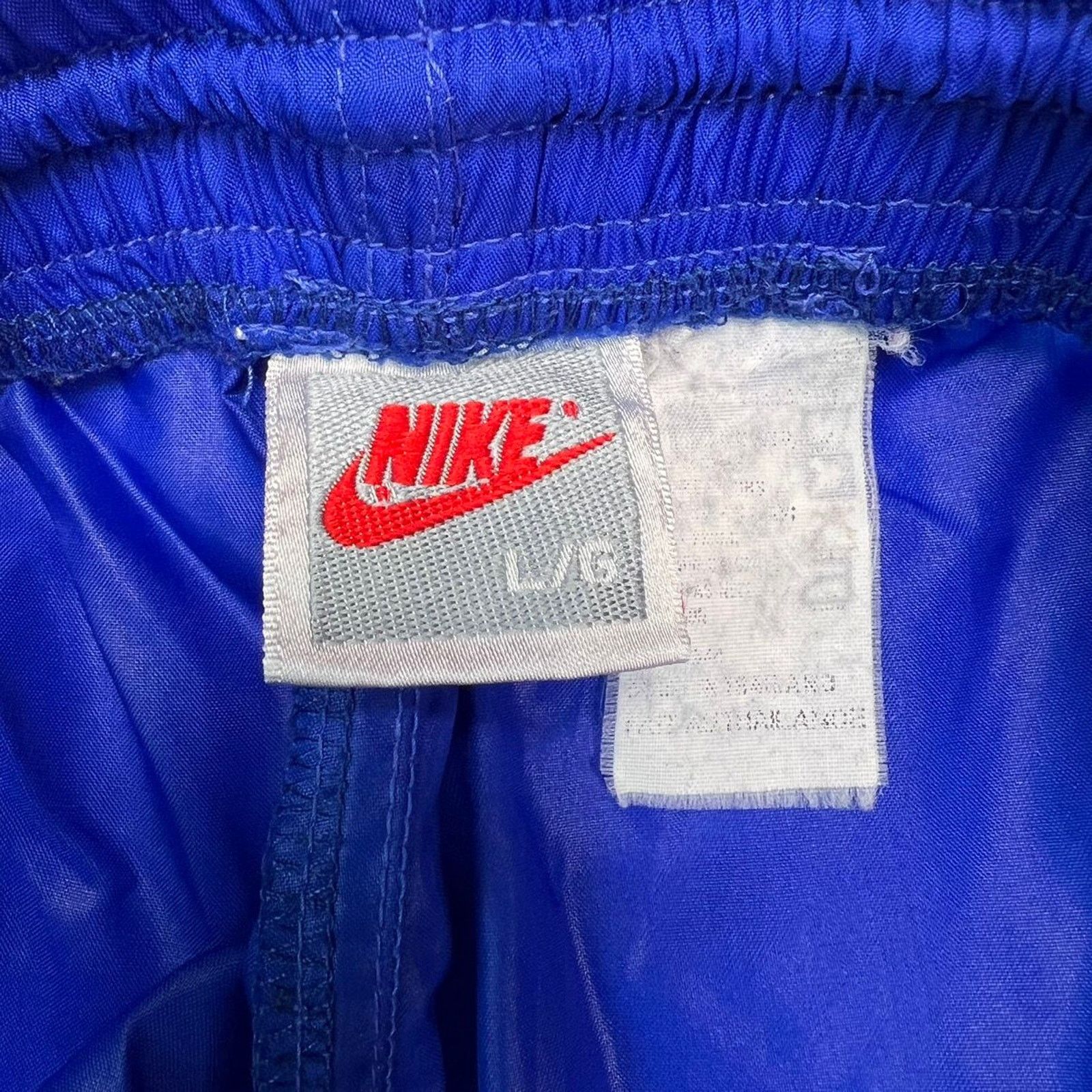 Nike × Vintage Vintage 90s Nike Track Pants Large Swoosh Windbreaker Jogger Size US 30 / EU 46 - 5 Thumbnail