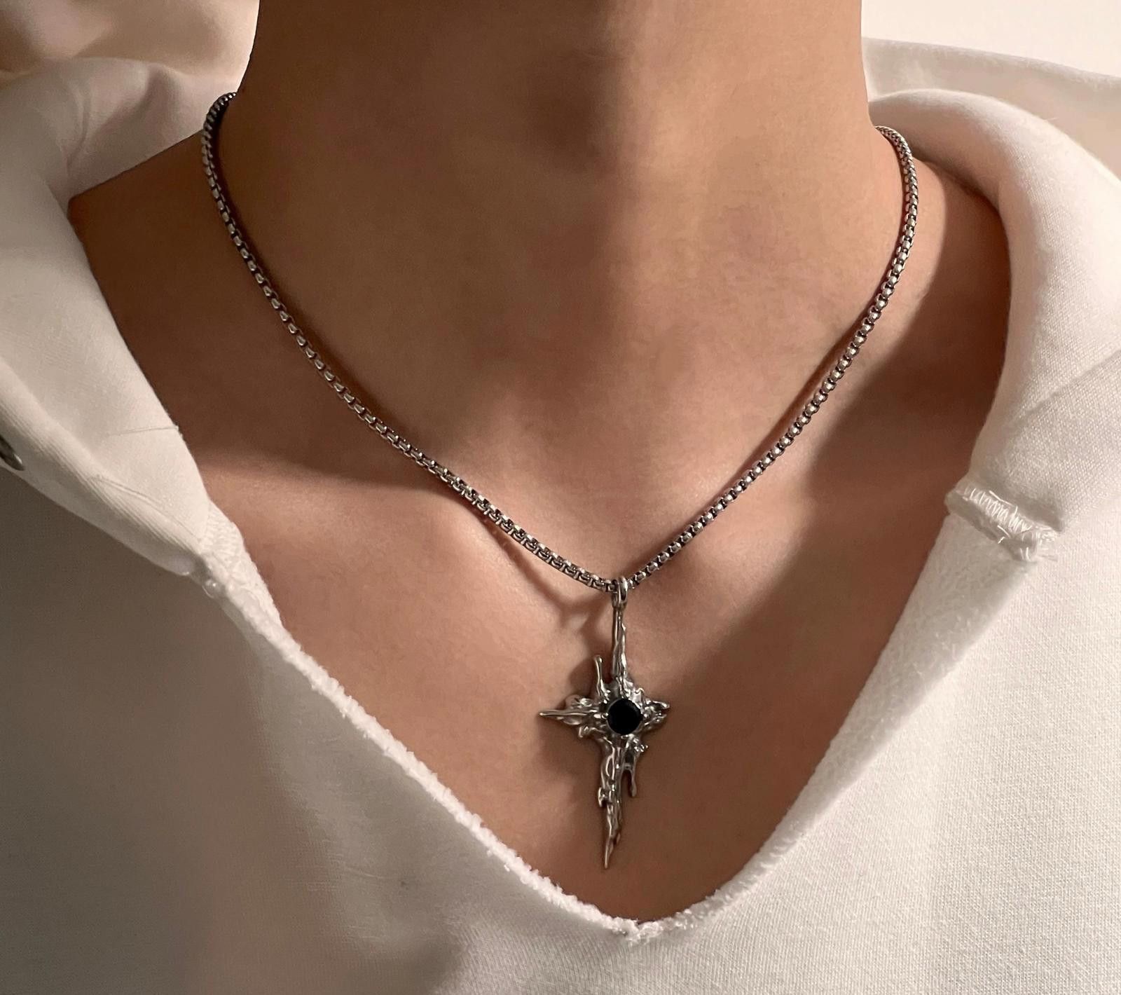 Jewelry Silver Gothic Cross Pendant Necklace with Black Stone Size ONE SIZE - 2 Thumbnail
