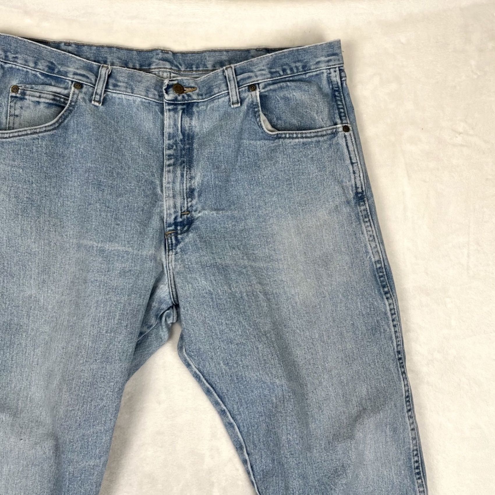 Wrangler VINTAGE Wrangler Cowboy Cut Jeans Blue Denim 38x32 Regular Light Wash 5-Pocket Mens Jeans Cowboy 90s Space Size US 38 / EU 54 - 3 Thumbnail