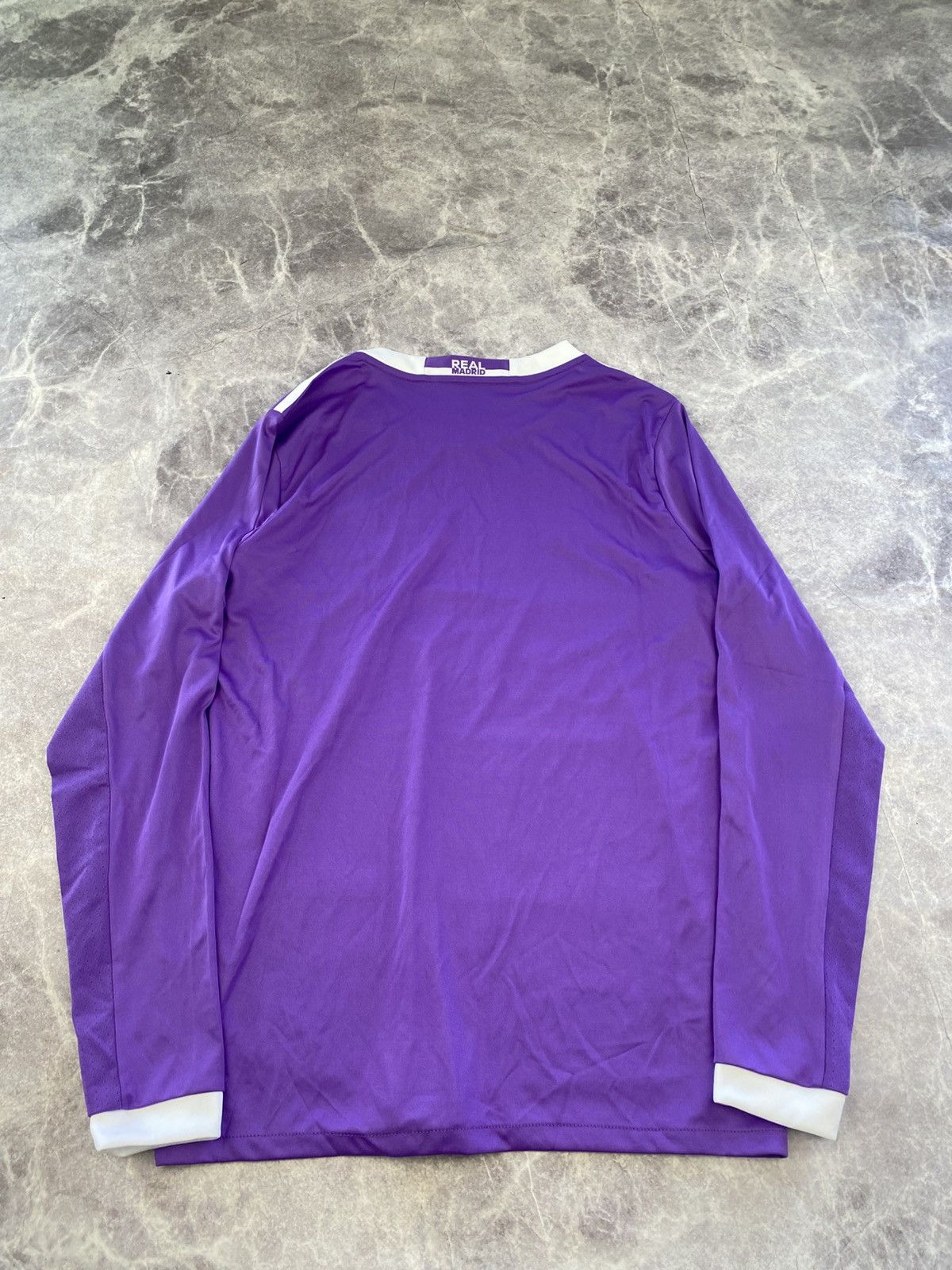 Adidas Adidas Real Madrid 2016-2017 Soccer Jersey Long Sleeve Shirt Size US S / EU 44-46 / 1 - 10 Thumbnail