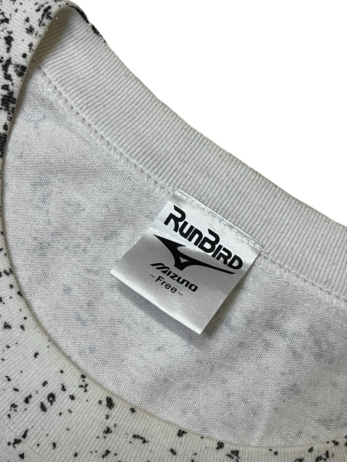 Vintage RARE🔥VINTAGE 90s RUNBIRD MIZUNO FULL PRINT T SHIRT Size US L / EU 52-54 / 3 - 11 Thumbnail