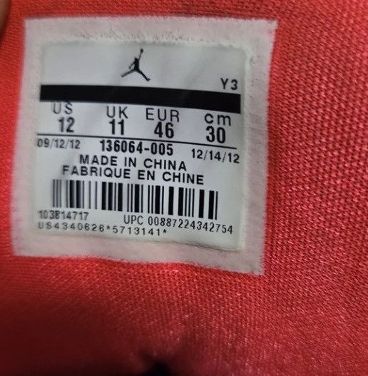 Nike Nike Air Jordan Retro 3 Size US 12 / EU 45 - 8 Thumbnail