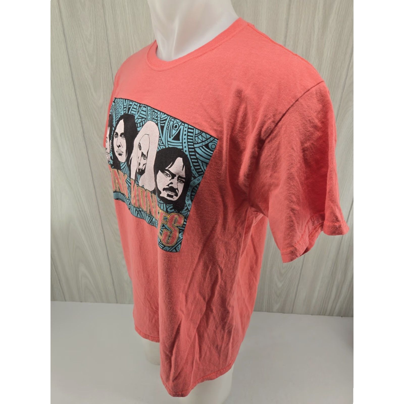 Gildan Spunk Monkees Large T Shirt Pink Graphic Tee Band Gildan 100% Cotton Unisex Adults Short Sleeve Vintage Style Size US L / EU 52-54 / 3 - 5 Thumbnail