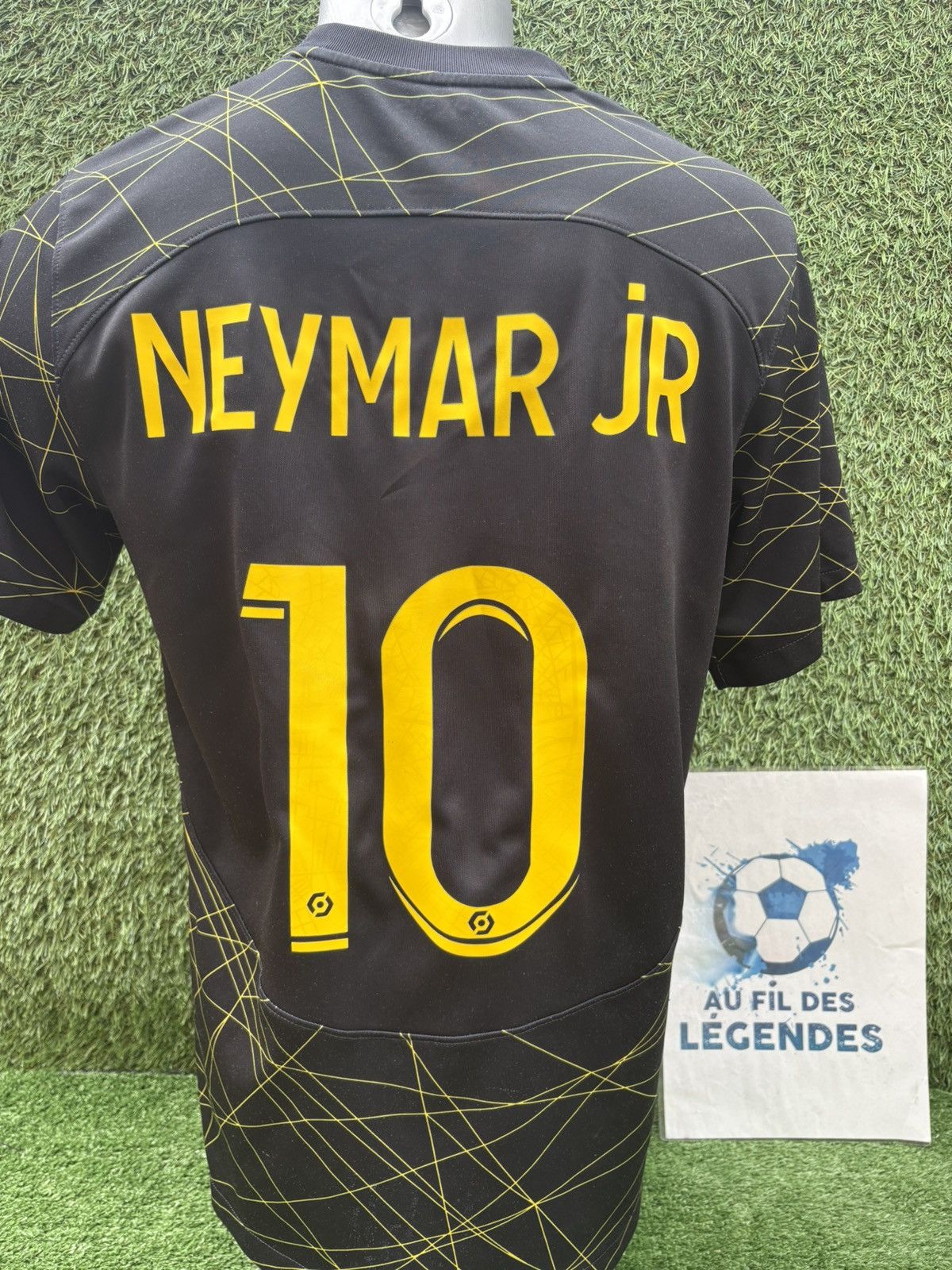 Jordan Brand Jersey neymar psg Size US S / EU 44-46 / 1 - 1 Thumbnail