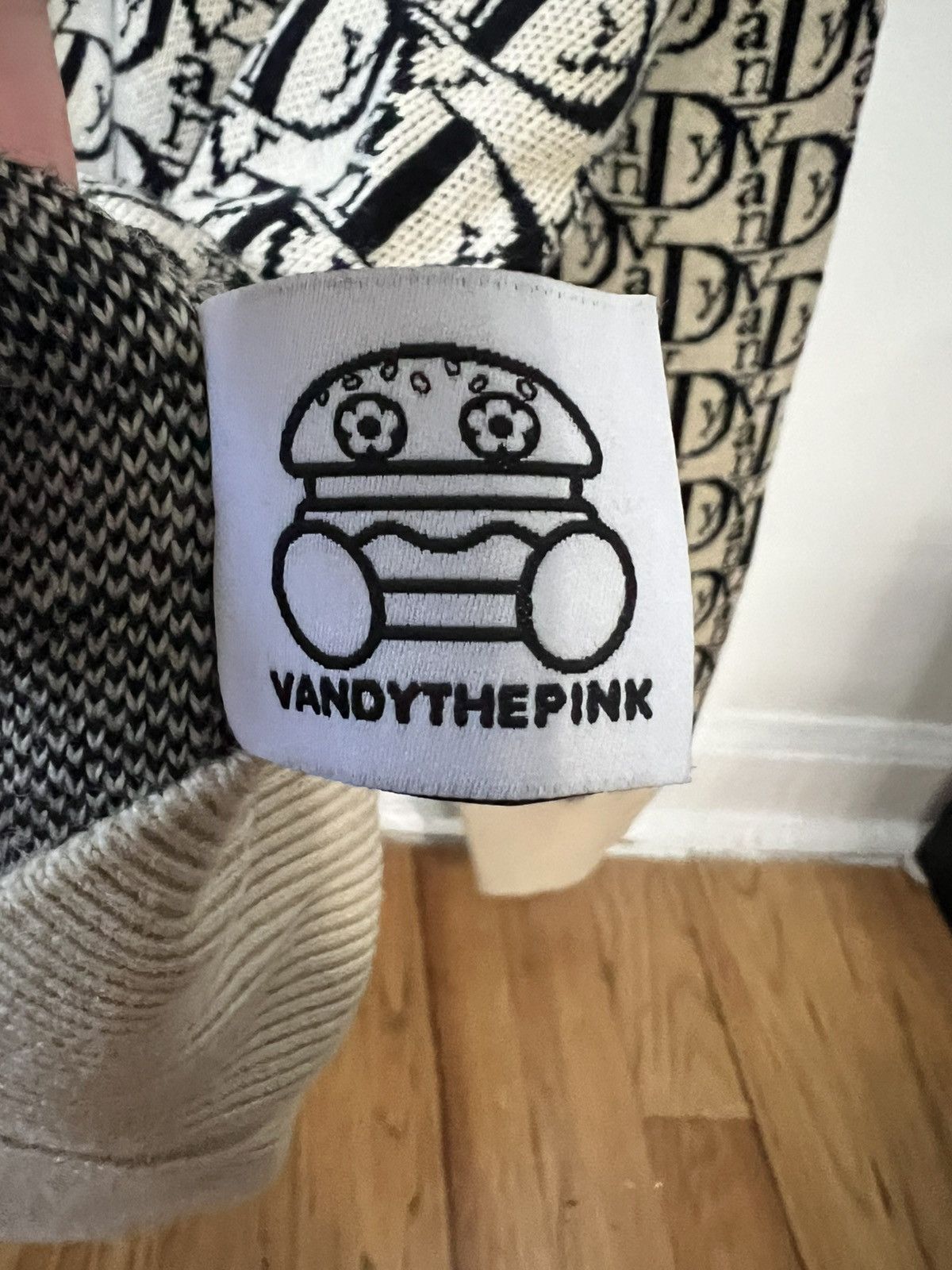 Vandy The Pink Vior Knit Sweater - Main Image