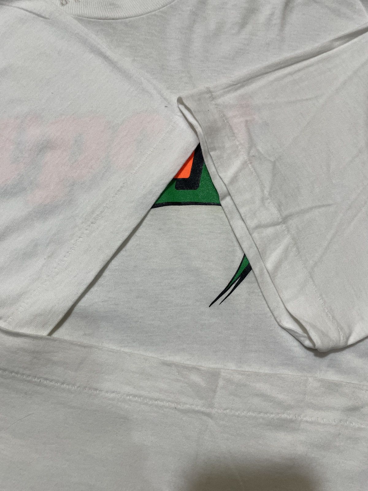 Vintage 80s Vintage Newport Pleasures Cigarettes Promo T-shirt Size US L / EU 52-54 / 3 - 4 Thumbnail