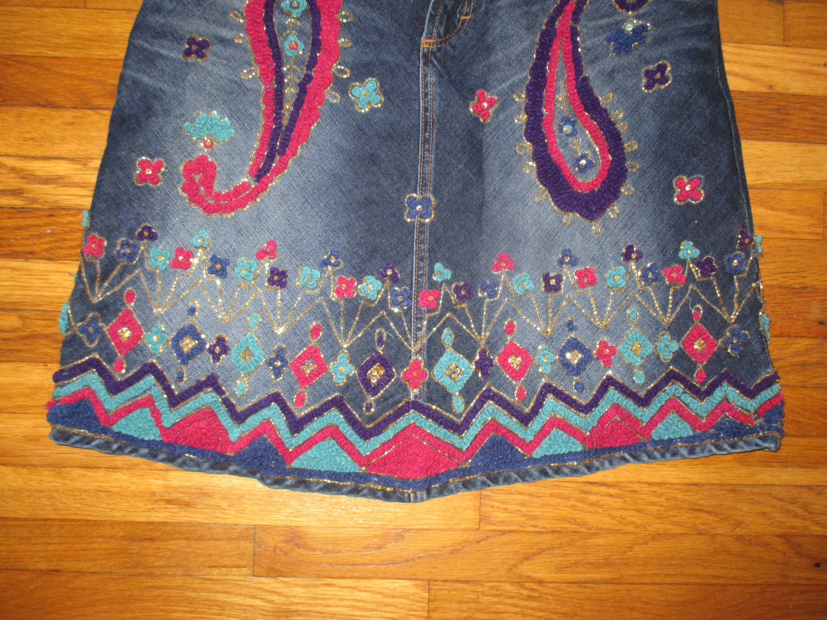 Dolce & Gabbana Vintage 2000s Dolce & Gabbana Southwestern Denim Skirt Size 30" / US 8 / IT 44 - 4 Thumbnail