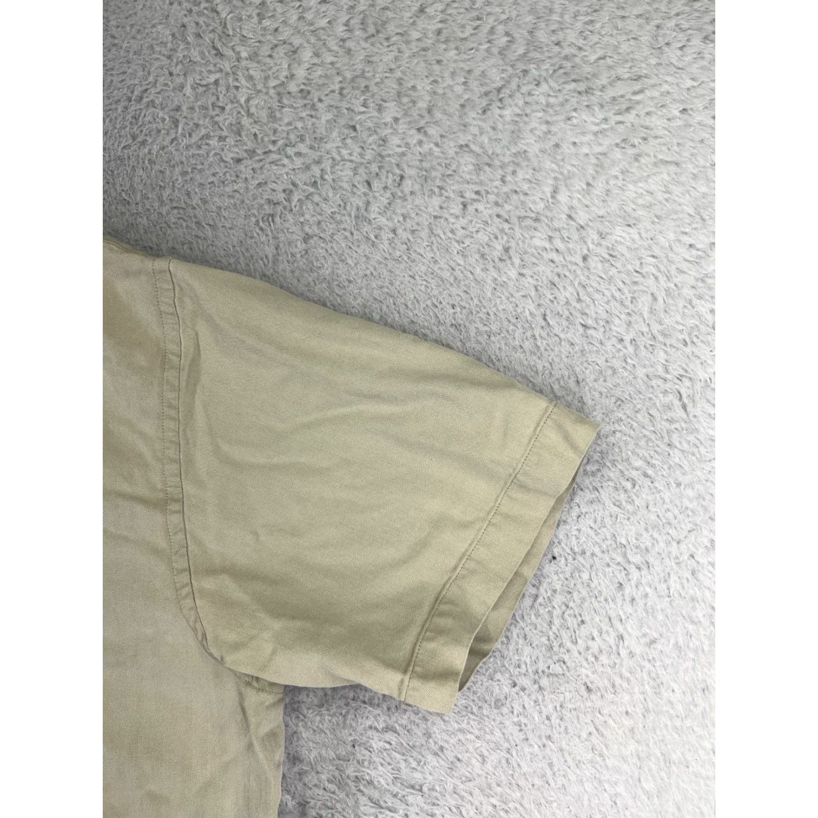 Tommy Bahama Tommy Bahama Shirt Men XL Beige Button-Up Silk Hawaiian Pocket Vacation Casual Travel 44in Chest Size US XL / EU 56 / 4 - 4 Thumbnail