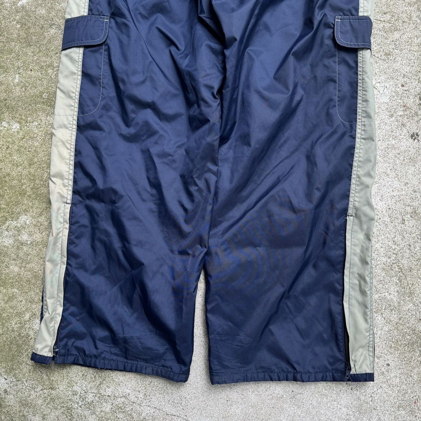 Nike Vintage Nike Baggy Wide Leg Sweatpants Size US 36 / EU 52 - 11 Thumbnail