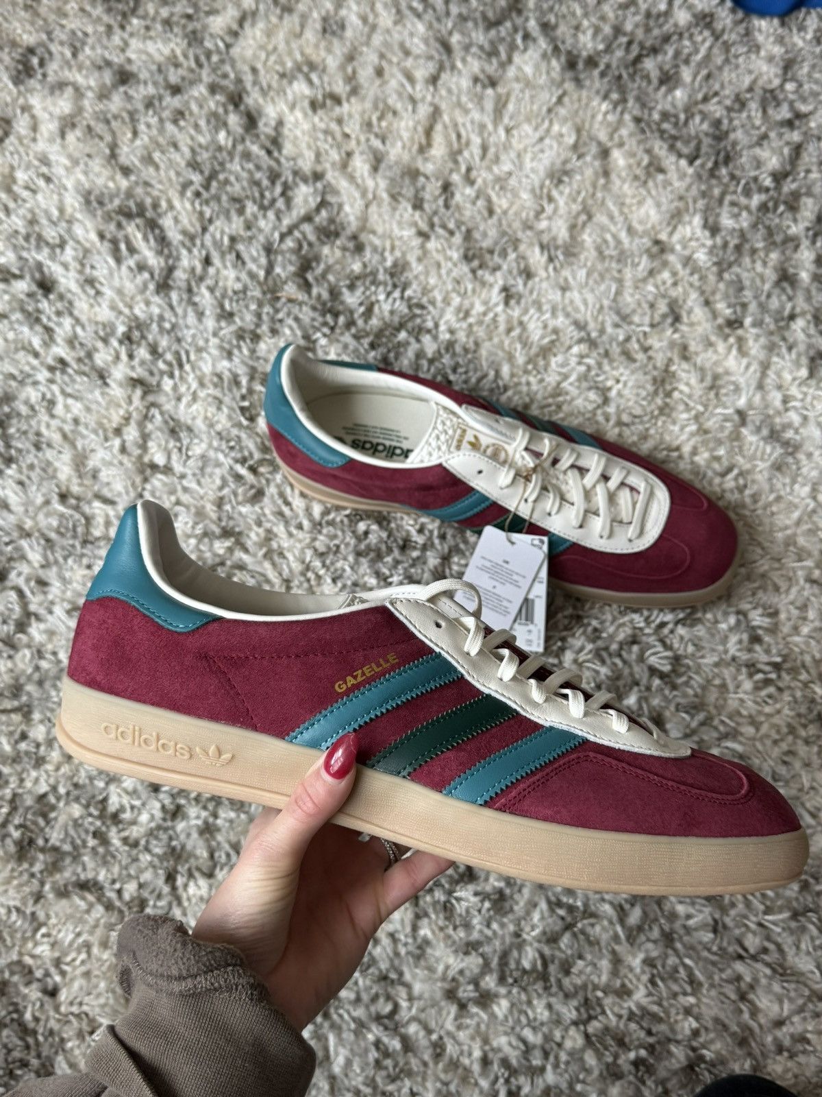 Adidas Adidas Gazelle Indoor Collegiate Burgundy Artic Fusion Green |  Grailed