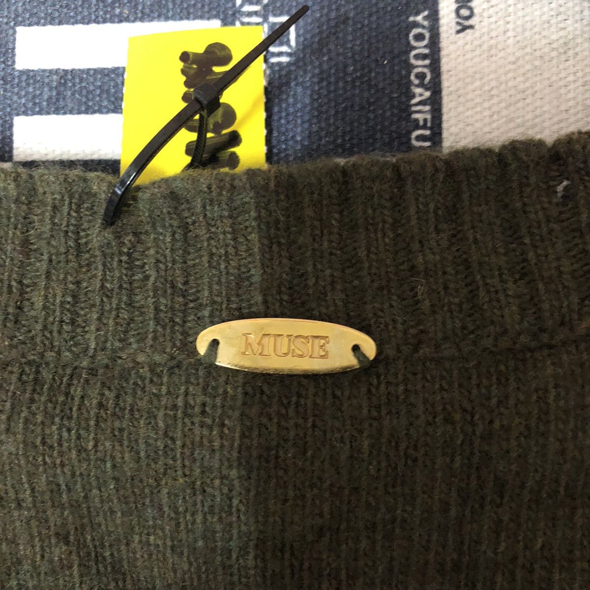 Vintage Muse Green ripped vintage Knitwear #A1648 Size US M / EU 48-50 / 2 - 12 Thumbnail