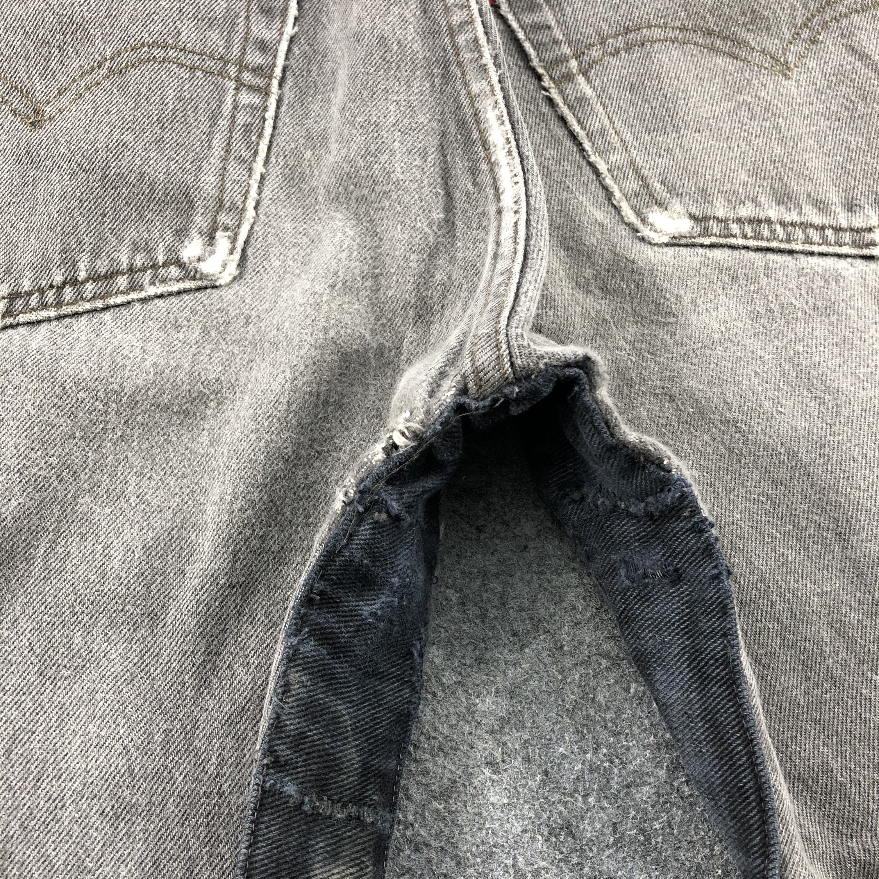 Levi's 90s Vintage Faded Black Levis 501 Jeans-JM1524 Size US 31 - 6 Thumbnail