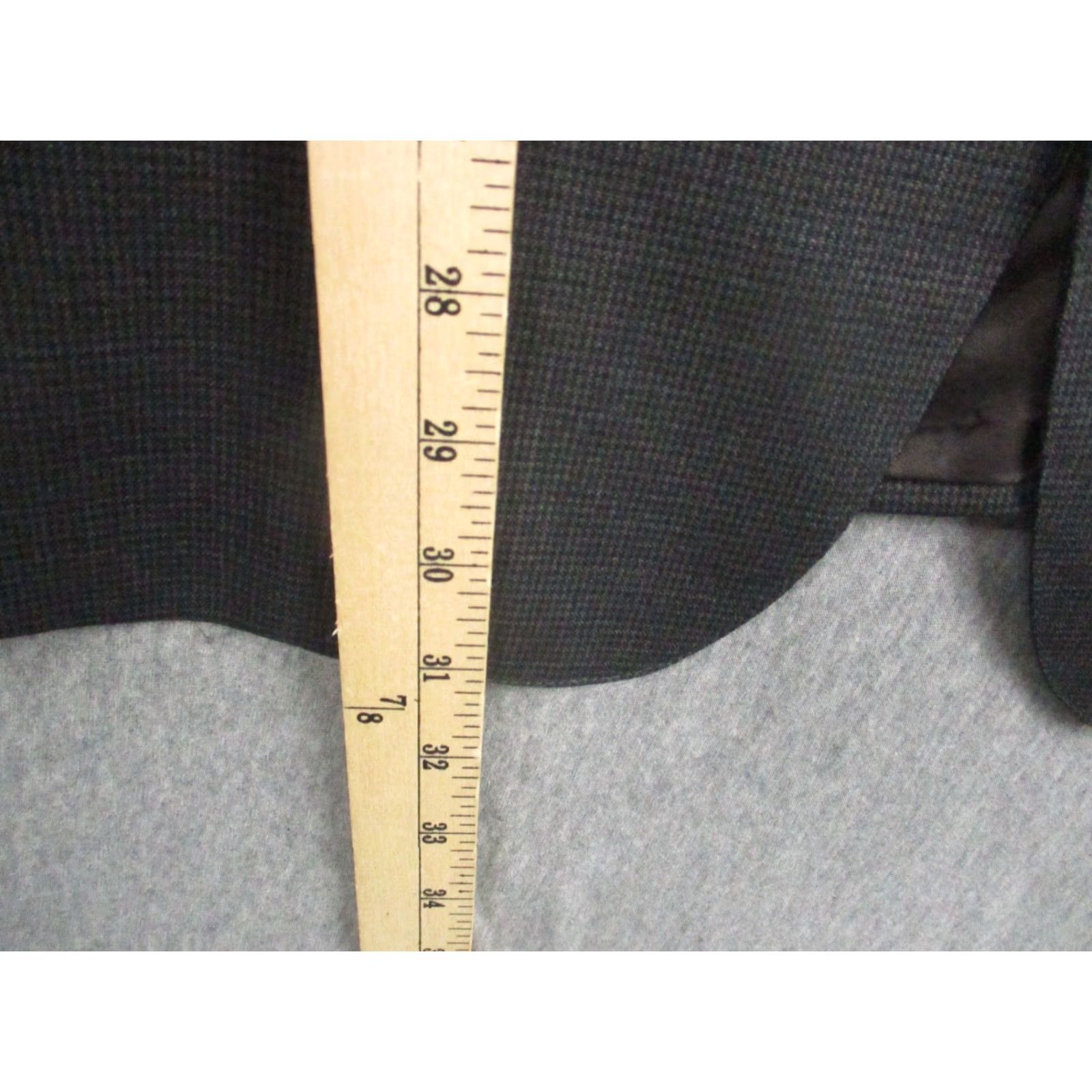 Brooks Brothers VINTAGE Brooks Brothers Makers Wool Blazer 44 Gray Plaid USA Blazer Mens 44 Gray Plaid Brooks Brothers Size 44R - 6 Thumbnail