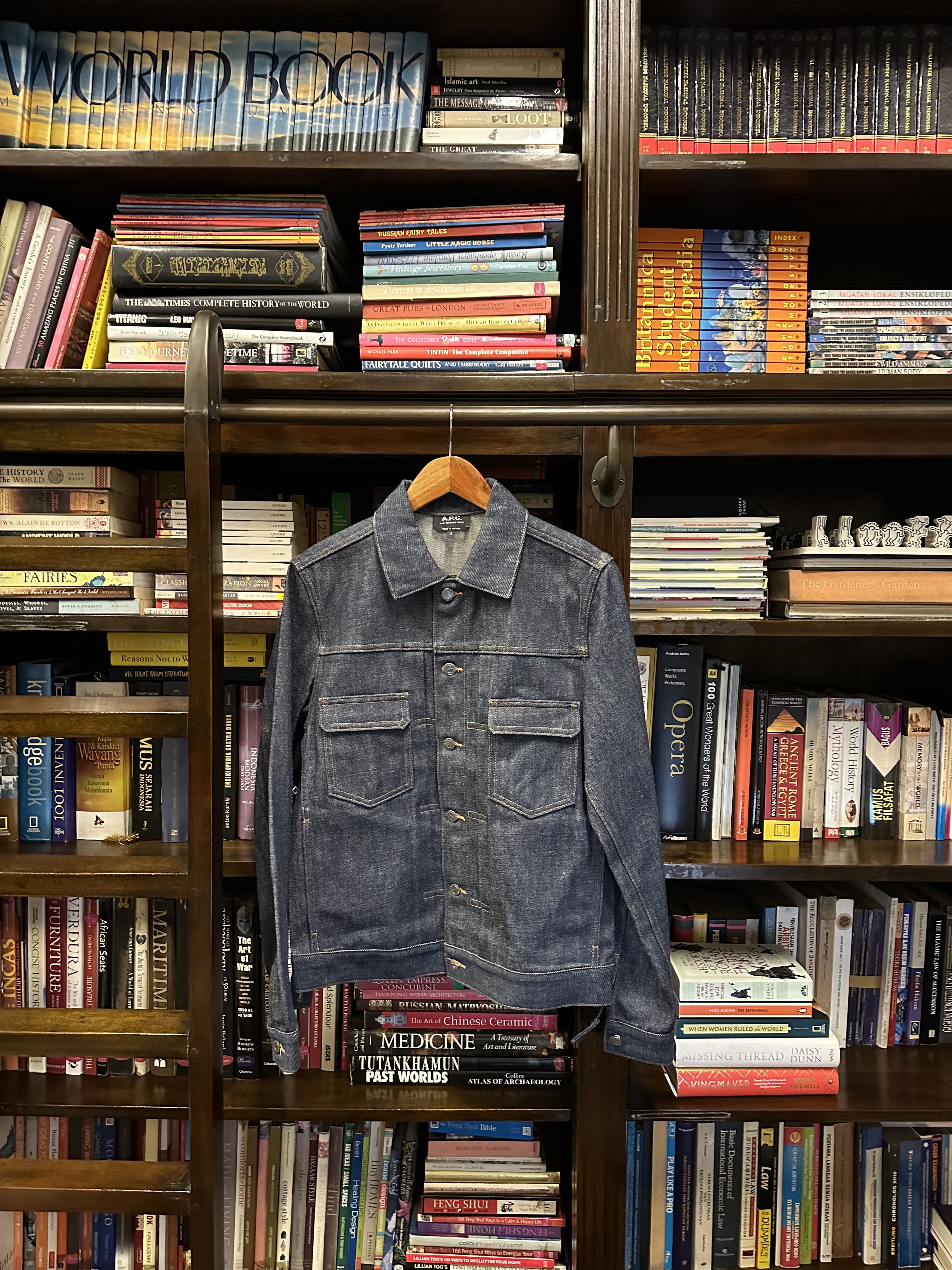 A.P.C. A.P.C Denim Jacket Size US S / EU 44-46 / 1 - 1 Thumbnail