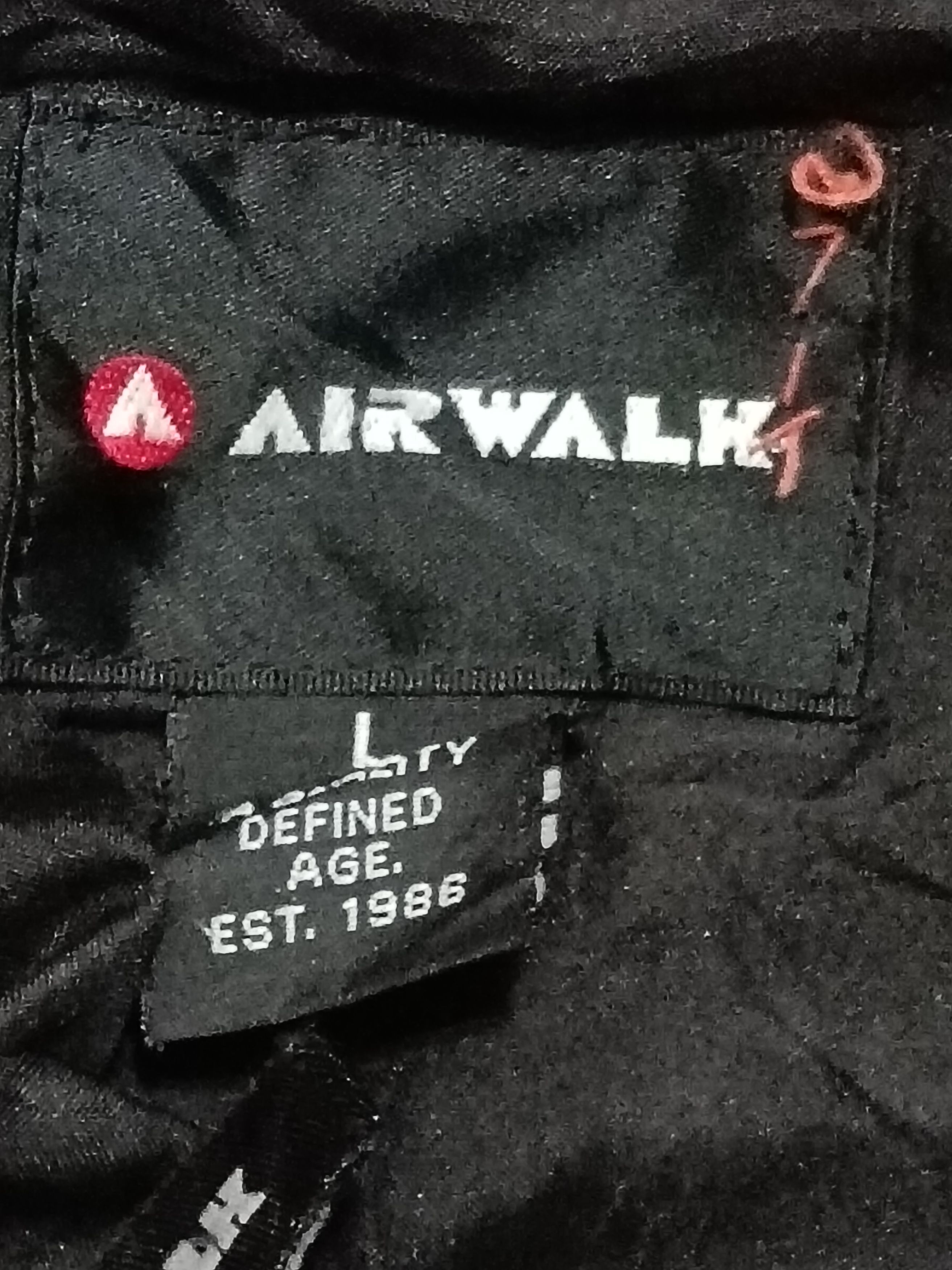 Airwalk VINTAGE AIRWALK CAMO PUFFER HOODED JACKET Size US L / EU 52-54 / 3 - 2 Thumbnail