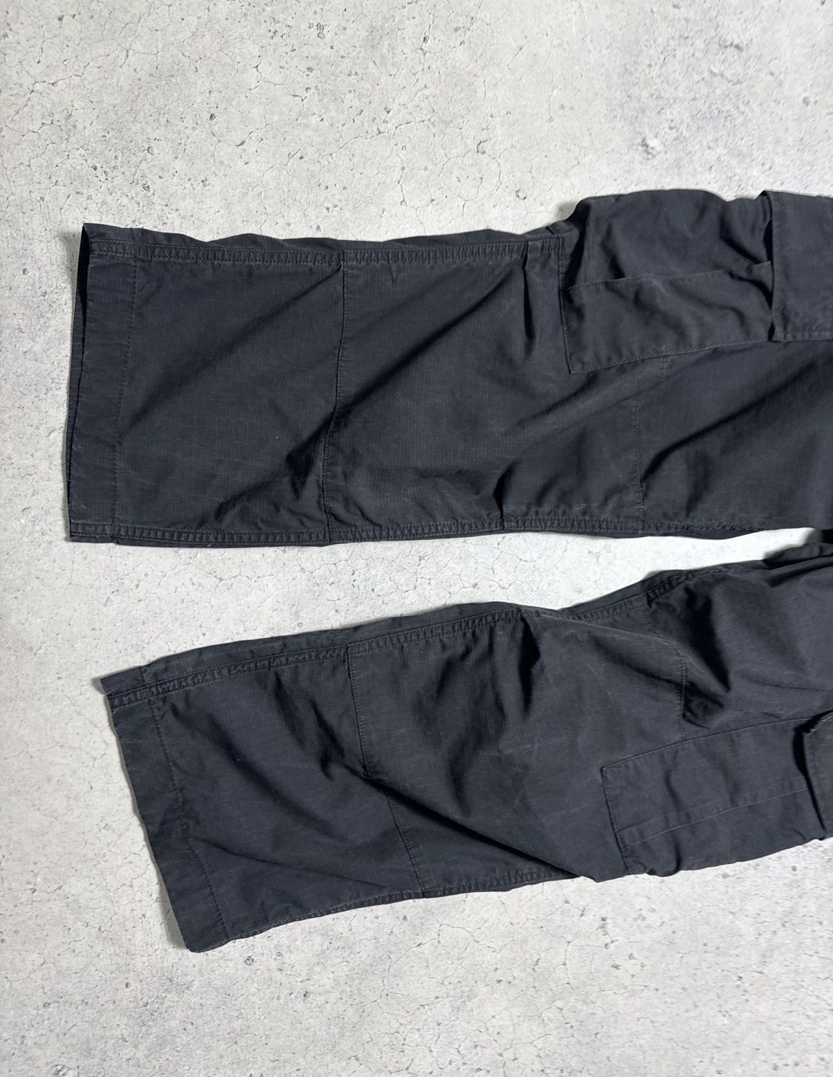 Carhartt Carhartt Black Cargo Pants Size 40x32 Size US 36 / EU 52 - 3 Thumbnail