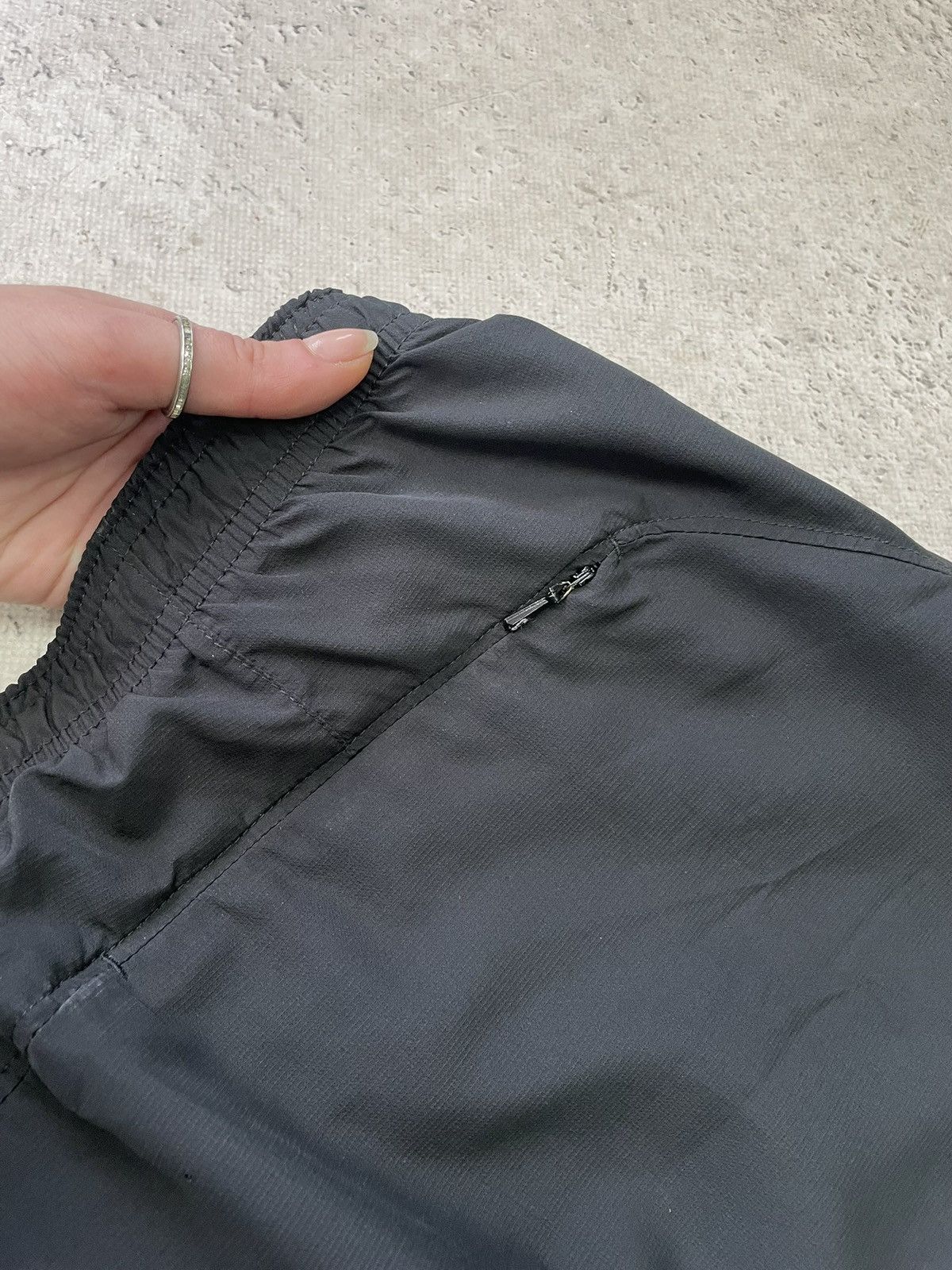 Nike Nike Black Track Pants Green Stripe Y2K Tech Size US 35 - 11 Thumbnail