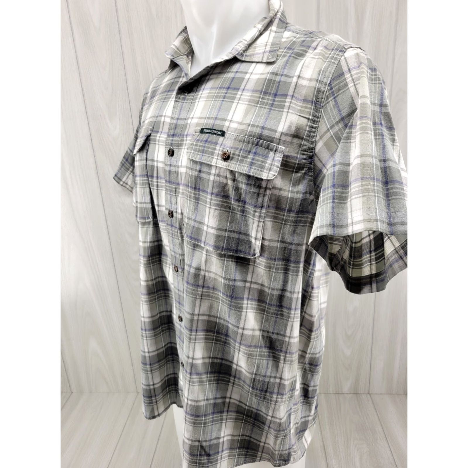 Vintage Field & Stream Shirt Mens Large Green Plaid Cotton Blend Button Up Adult Long Back Measurements 31" Short Sleeve Casual Travel Mens Size US L / EU 52-54 / 3 - 2 Thumbnail