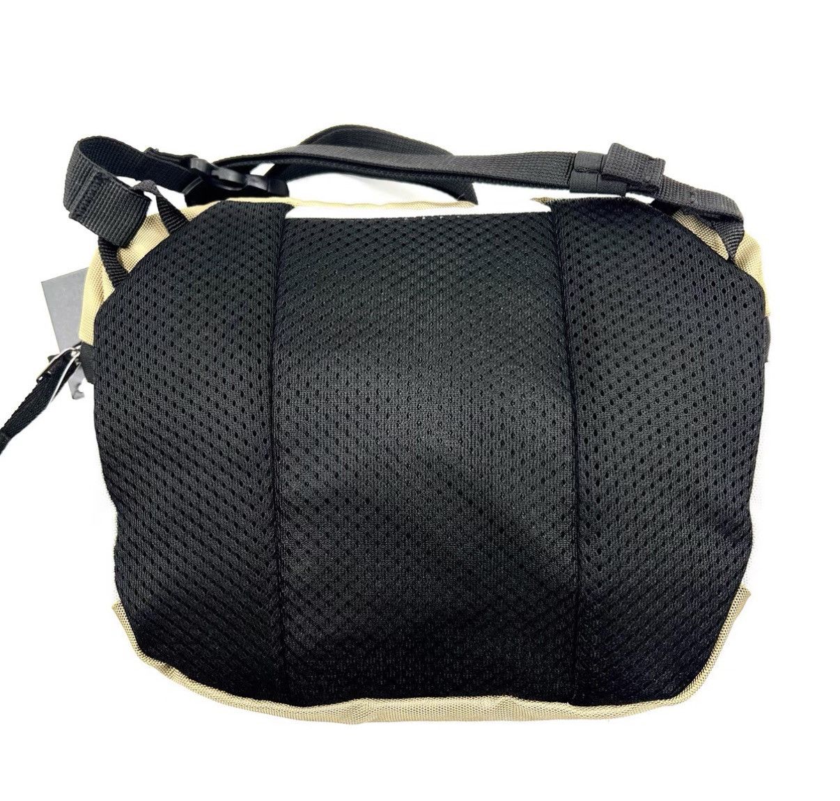 Arc'teryx Arc'teryx x BEAMS Zip Crossbody Shoulder Bag K12 Size ONE SIZE - 2 Thumbnail
