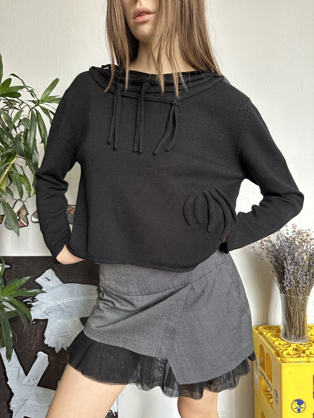 Designer Unique Designer Wool Blend Fringe Knit Crop Pullover Size L / US 10 / IT 46 - 1 Thumbnail