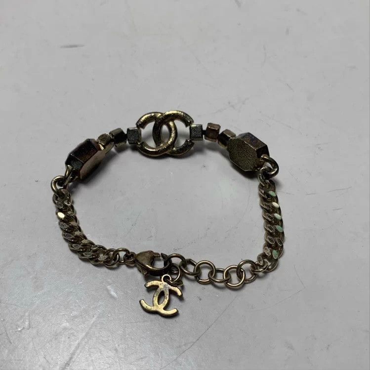Chanel Chanel CC Logo Bracelet Size ONE SIZE - 4 Thumbnail