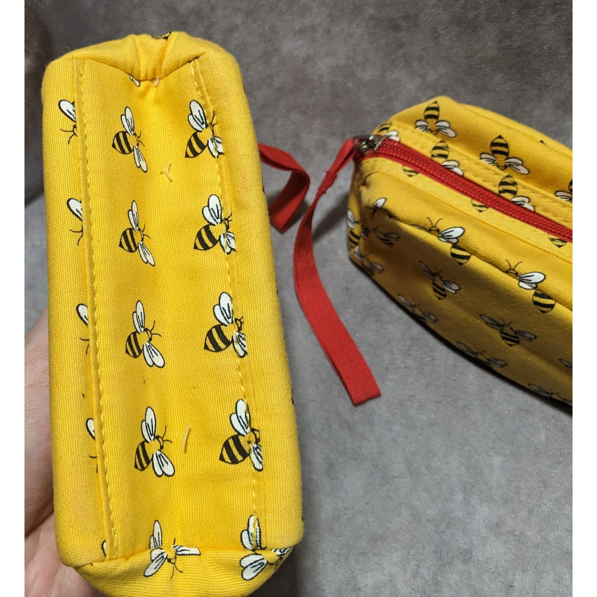 Other Yellow Bee Wristlet (2) Size ONE SIZE - 7 Thumbnail