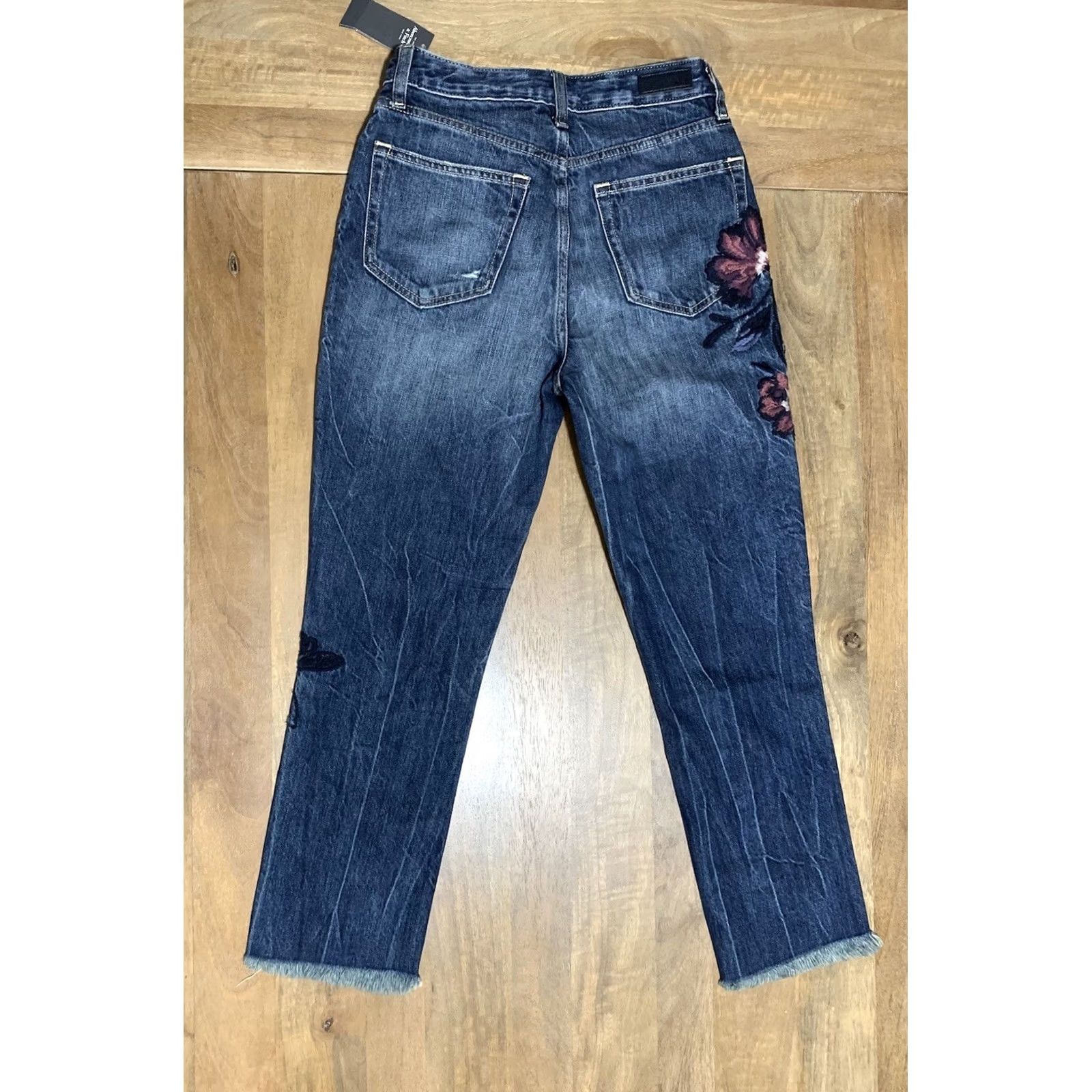 Abercrombie & Fitch Abercrombie & Fitch Jeans NWT Floral 5-Pocket High Rise Girlfriend 00 Women's Blue Denim 26x25 Size 26" / US 2 / IT 38 - 2 Thumbnail
