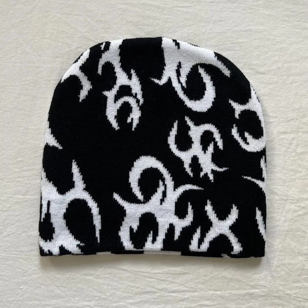 Vintage y2k 2000s grunge punk black white unique fire design beanie Size ONE SIZE - 1 Thumbnail