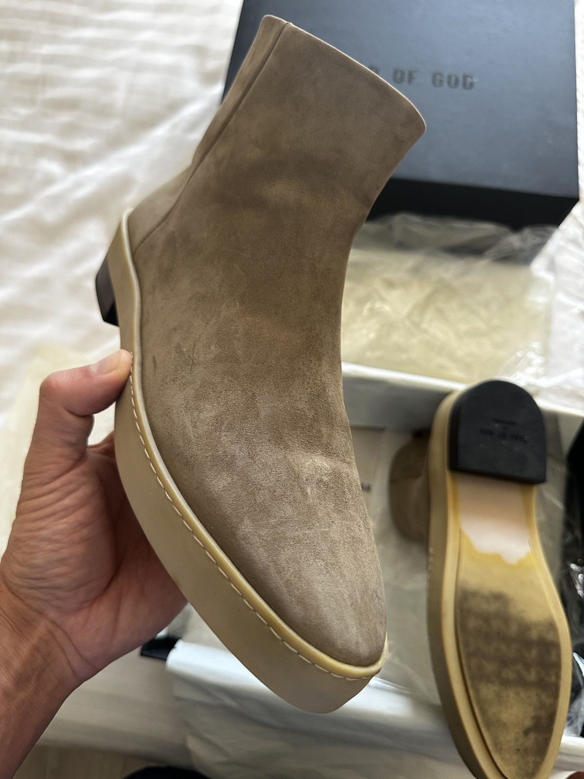 Fear of God 6th collection Chelsea boot Size US 9.5 / EU 42-43 - 12 Thumbnail