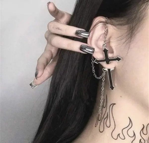 Japanese Brand New Vintage Big Cross Earring Grail Alternative anima Size ONE SIZE - 7 Thumbnail