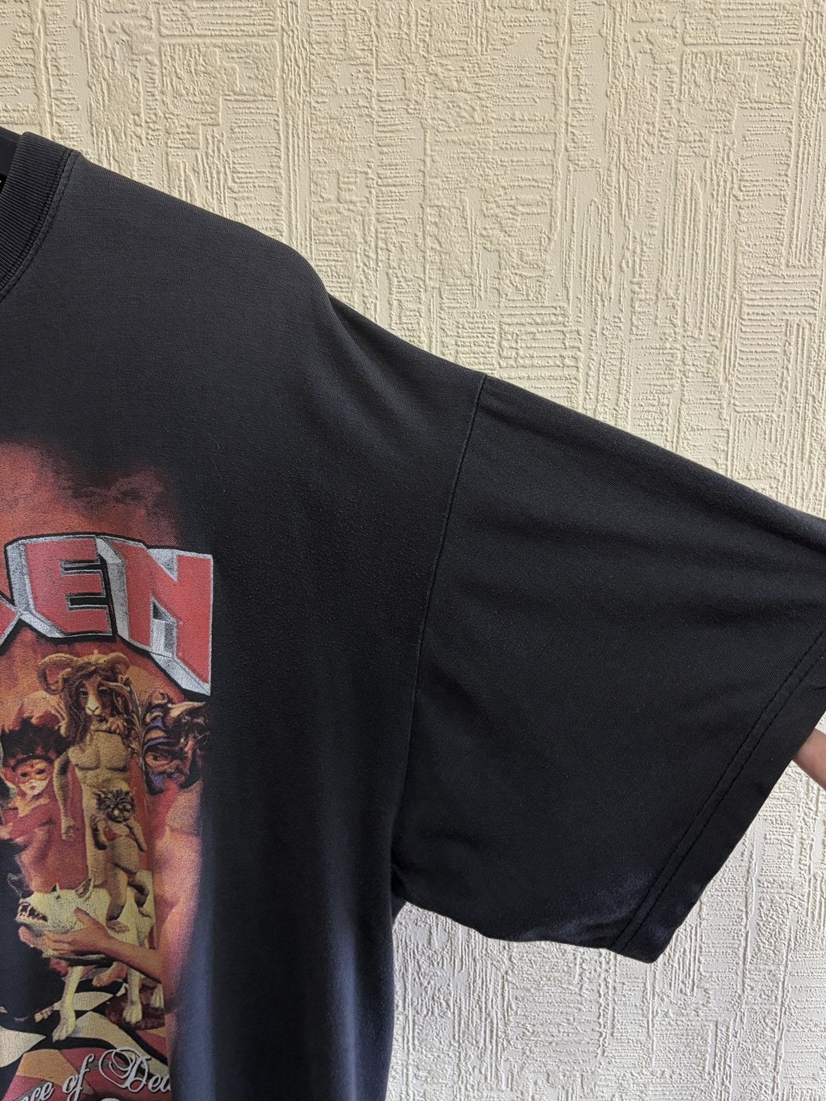 Vintage Vintage 2003 Iron Maiden Dance of Death Tour T-Shirt XL Size US L / EU 52-54 / 3 - 7 Thumbnail