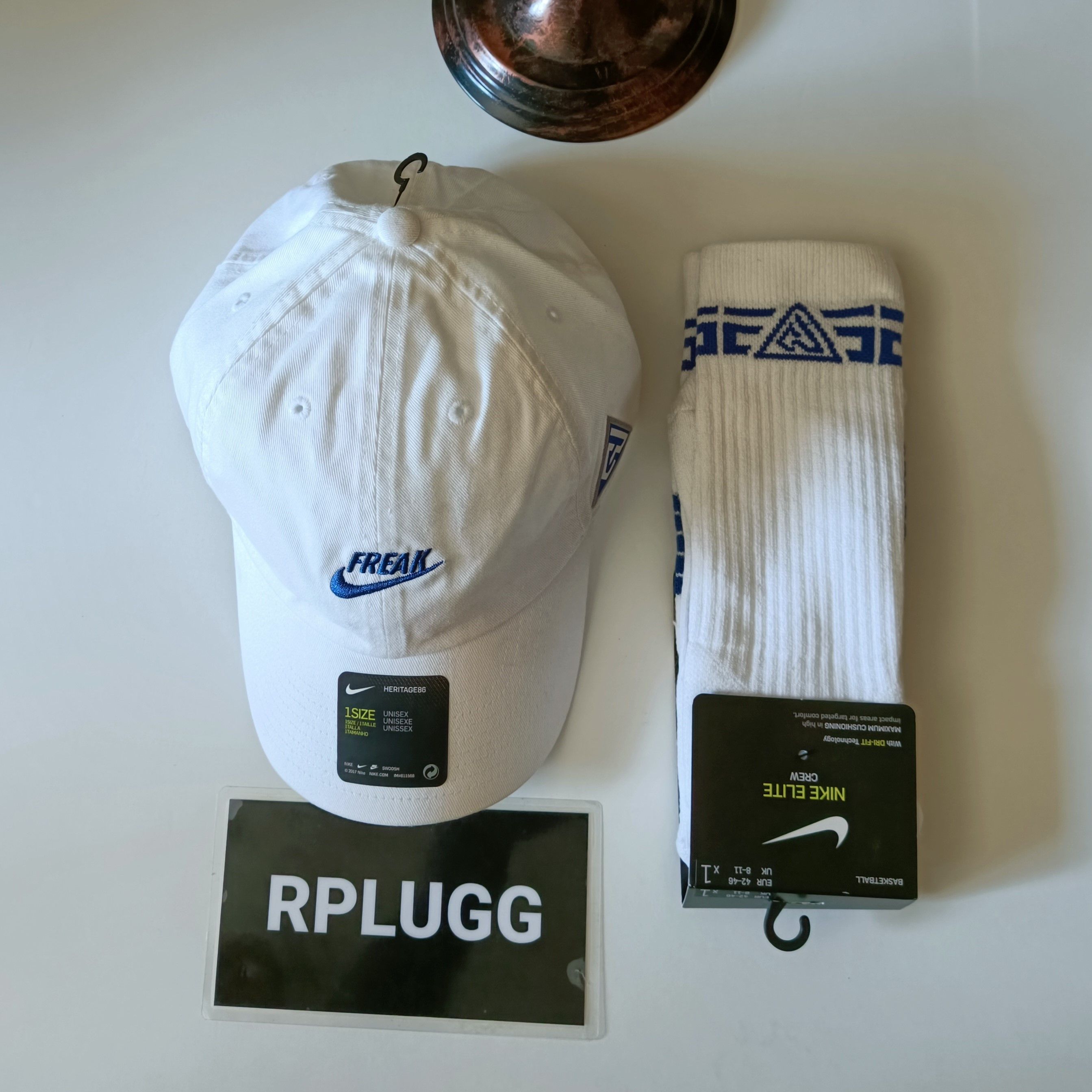 Nike Bundle Nike U H86 Giannis Freak Cap CI3796-100 & Socks Size ONE SIZE - 2 Thumbnail