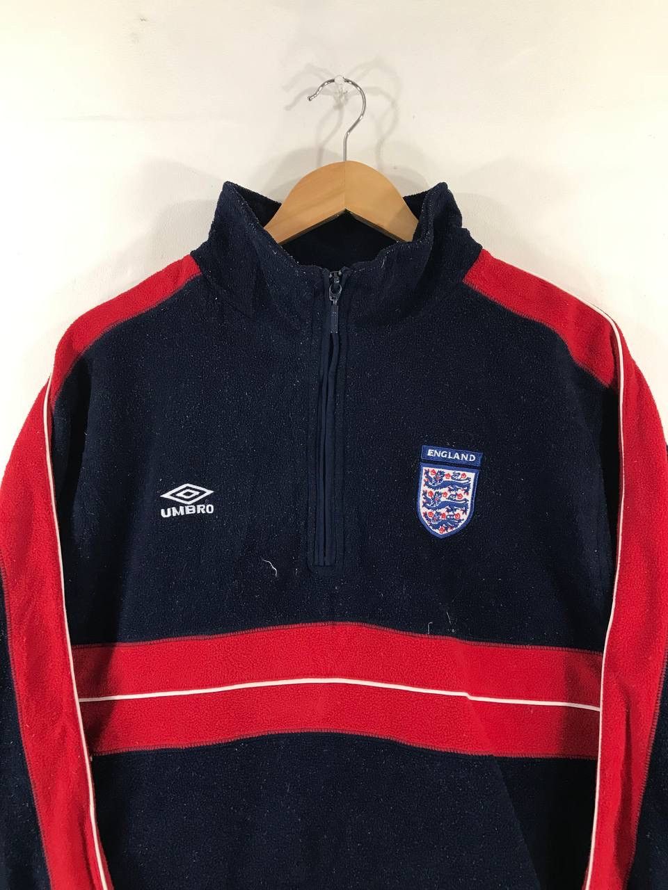 Sports Specialties × Umbro × Vintage Vintage 90's Umbro England Football Fleece Size US XL / EU 56 / 4 - 3 Thumbnail