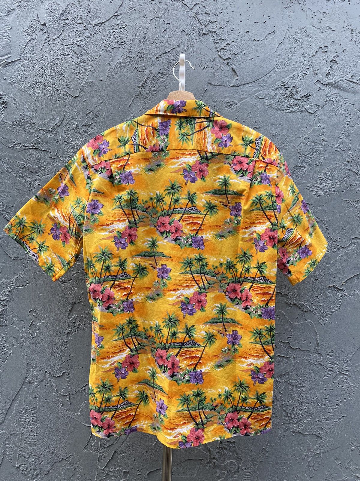 Hilo Hattie Vintage Hilo Hattie Hawaiian Shirt Orange Tropical Print Size US S / EU 44-46 / 1 - 3 Thumbnail