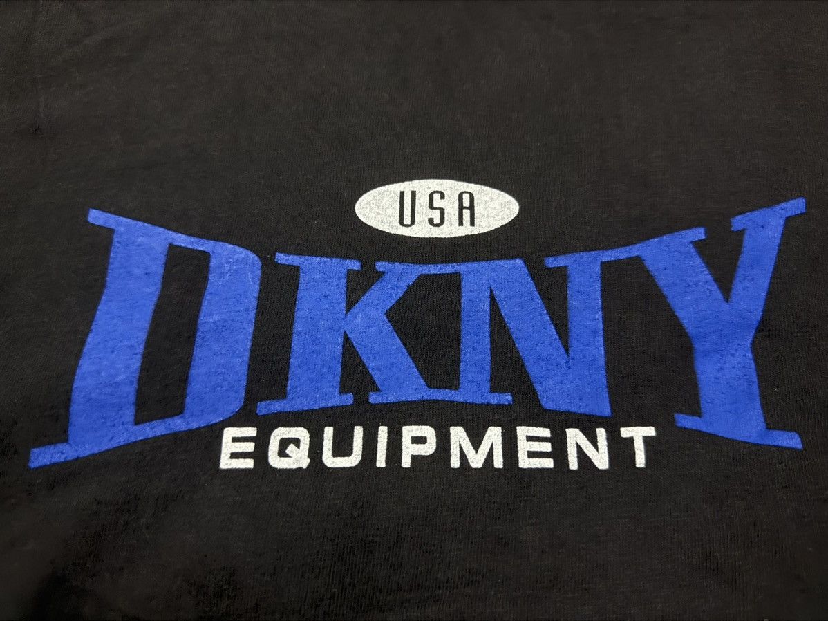 DKNY × Designer × Vintage Vintage 90s DKNY Equipment T Shirt Y2K Size US XL / EU 56 / 4 - 2 Thumbnail