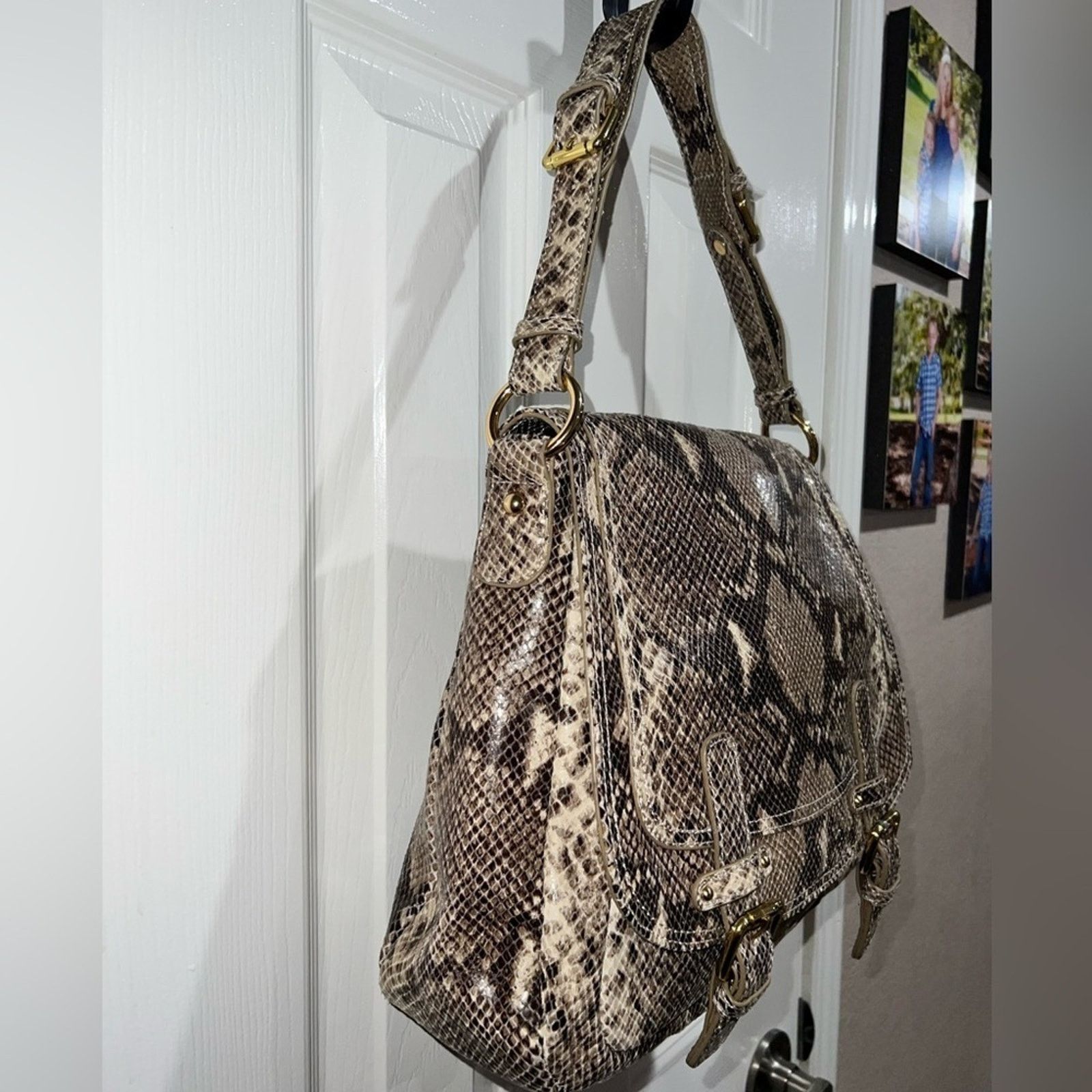 Cynthia Rowley Cynthia Rowley Faux Snakeskin Leather Hobo Bag Size ONE SIZE - 12 Thumbnail