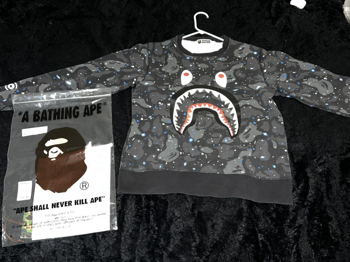 Bape Space Camo Bape Crewneck *RARE* Size US L / EU 52-54 / 3 - 1 Thumbnail