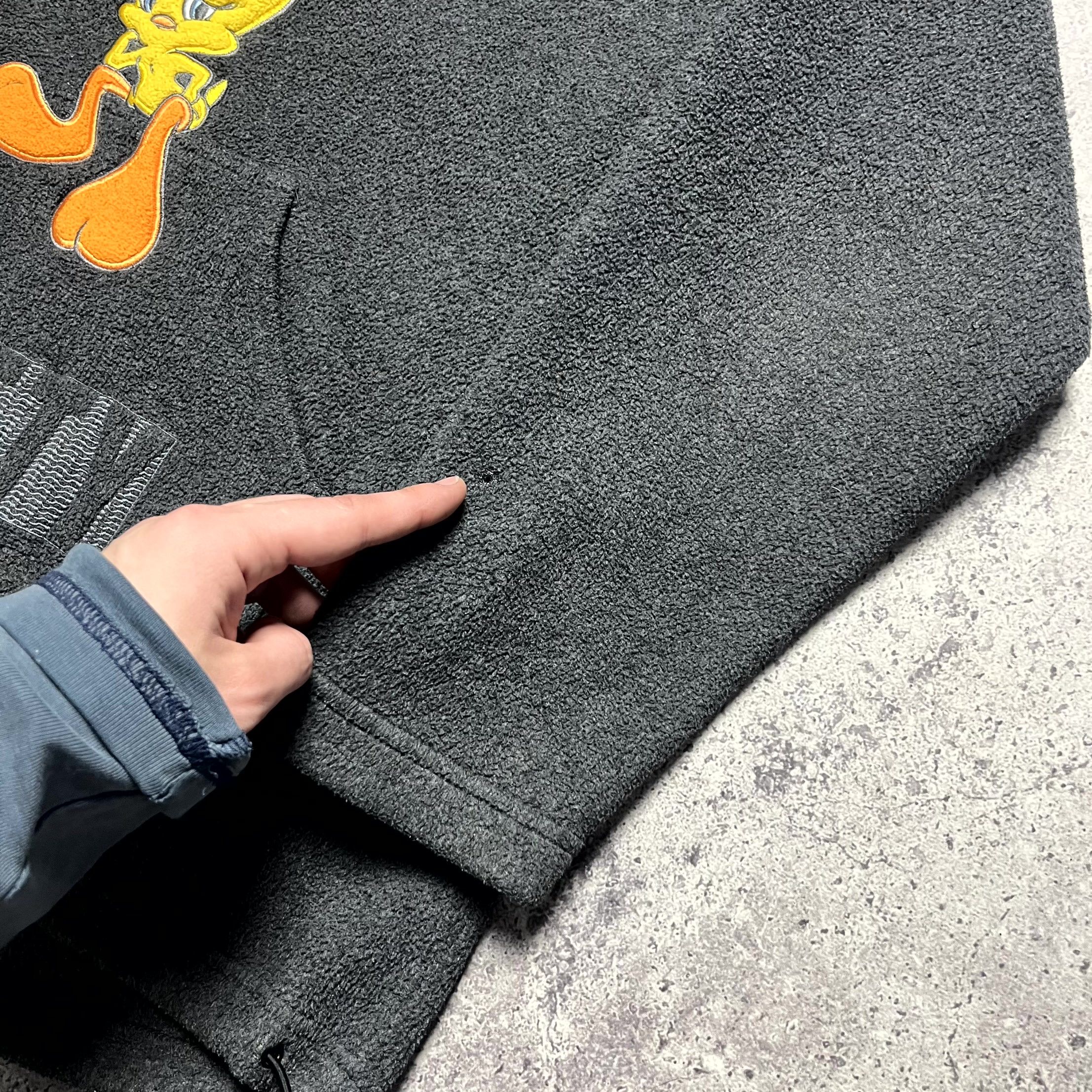 Warner Bros Vintage Looney Tunes Tweety Bird Fleece Grey Hoodie Size L Size US L / EU 52-54 / 3 - 3 Thumbnail